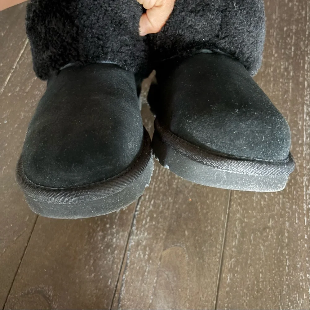 UGG women classic